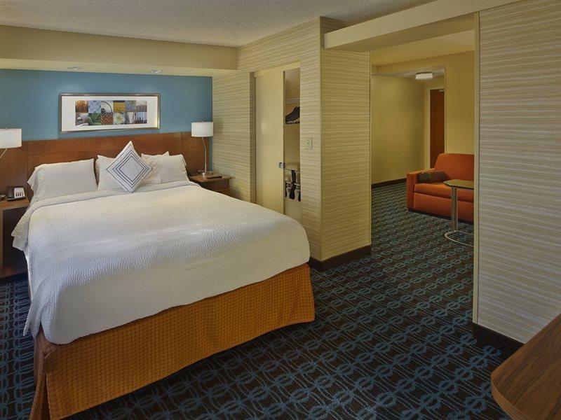 Fairfield Inn & Suites Boca Raton Exterior photo